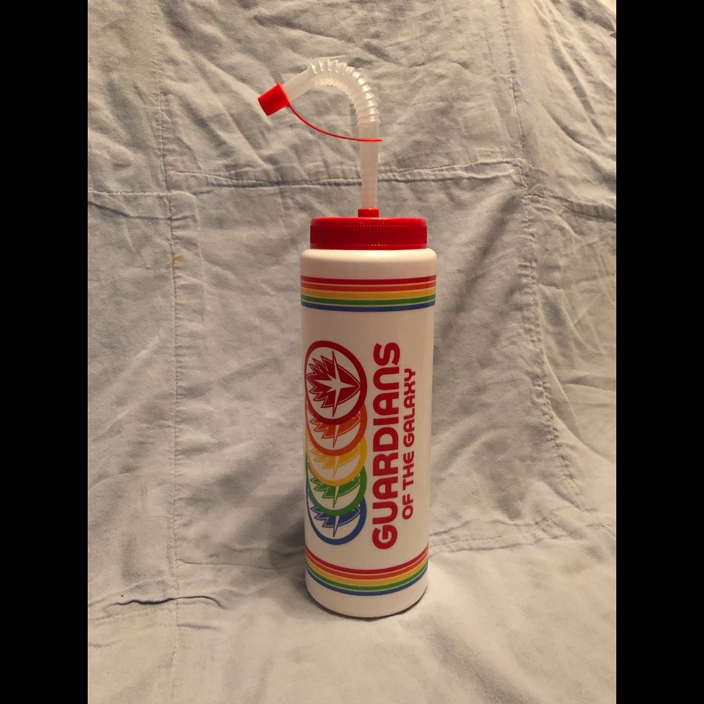 NEW‎ Marvel Guardians Of The Galaxy 80s Retro Plastic Water Bottle Disney